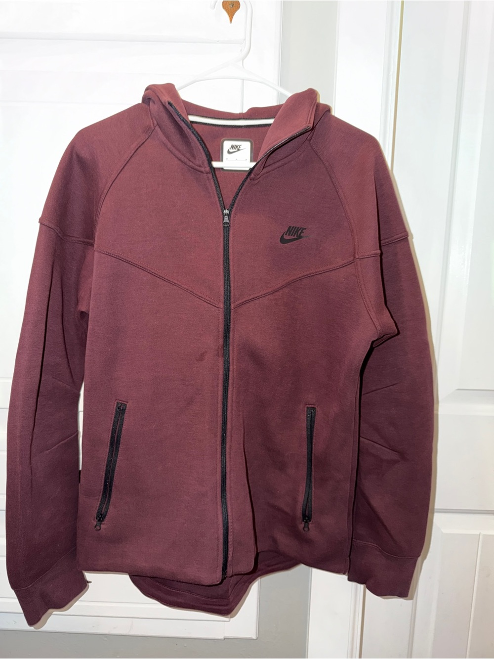Nike Wonens Full-Zip Hooded Jacket - Burgundy Size (M)